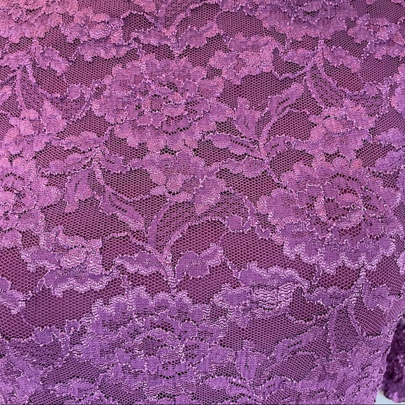 Elbow Length Sleeve Plum Scalloped Lace Blouse - Small - Picture 2 of 4